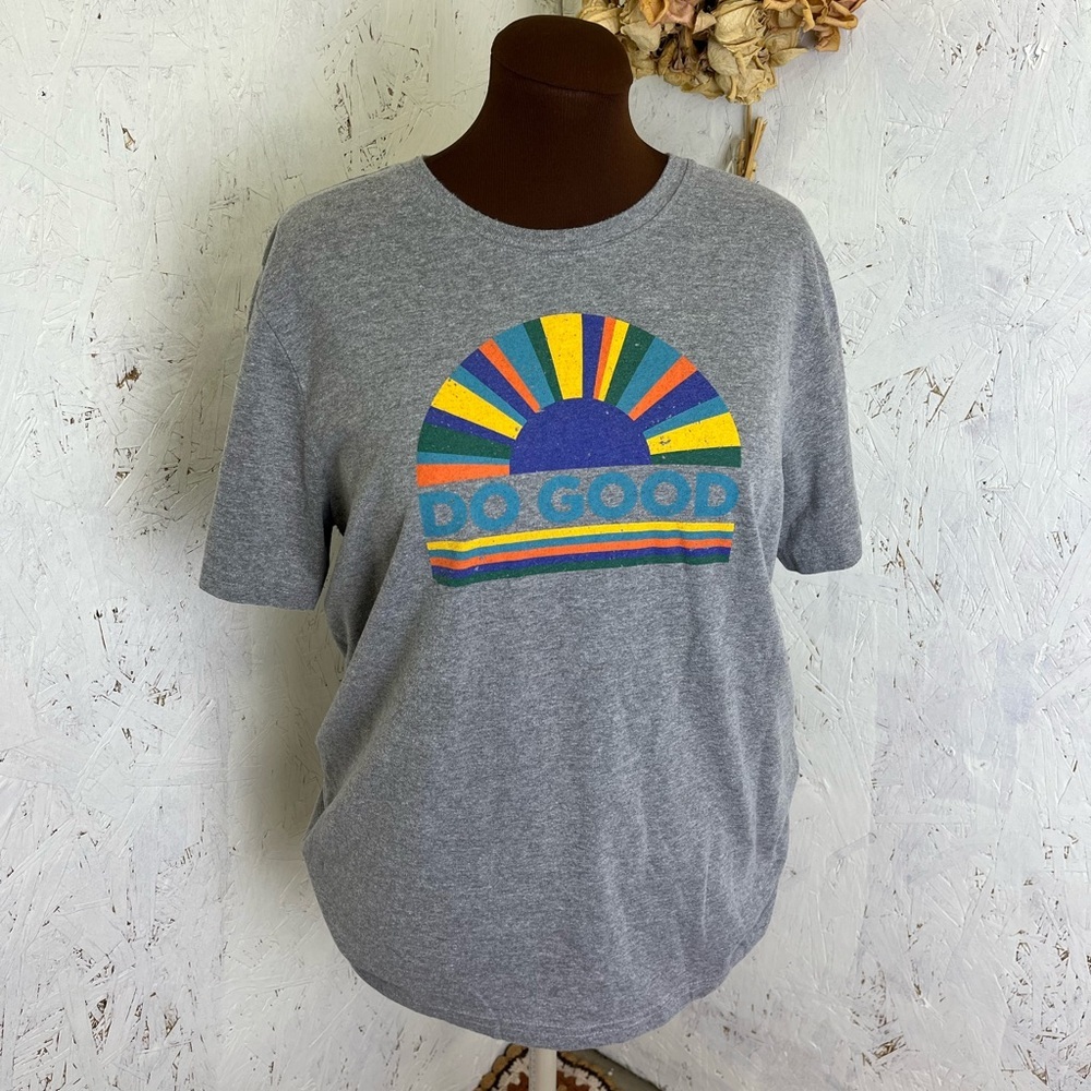 Cotopaxi “Do Good” Grey Graphic Hiking Tee Mens Medium